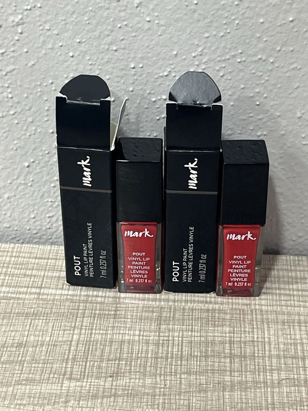 Avon Mark Pout vinyl lip paint Gloss - Glamour - Lot Of 2 - NEW